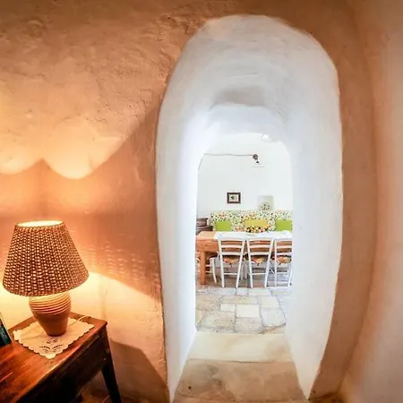 Trulli Antonio, Authentic Apulian Trullo With Private Pool Ostuni