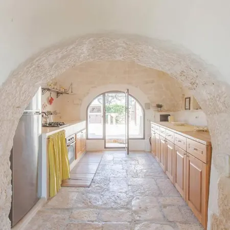 Trulli Antonio, Authentic Apulian Trullo With Private Pool Villa *