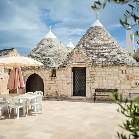 Trulli Antonio, Authentic Apulian Trullo With Private Pool
