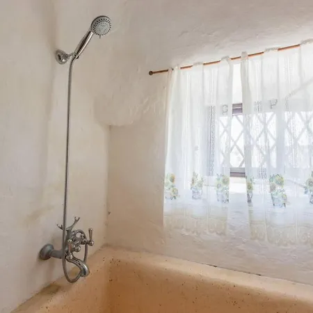 Villa Trulli Antonio, Authentic Apulian Trullo With Private Pool Ostuni