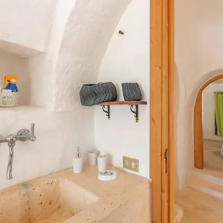 Willa Trulli Antonio, Authentic Apulian Trullo With Private Pool Ostuni